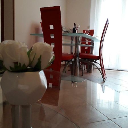 Apartman Lean Pula Exteriör bild