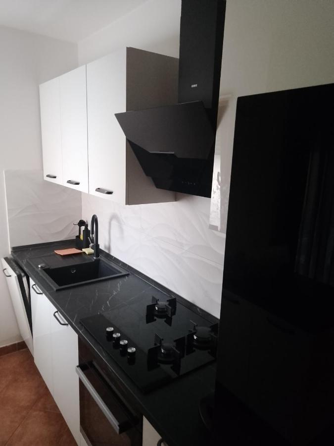 Apartman Lean Pula Exteriör bild