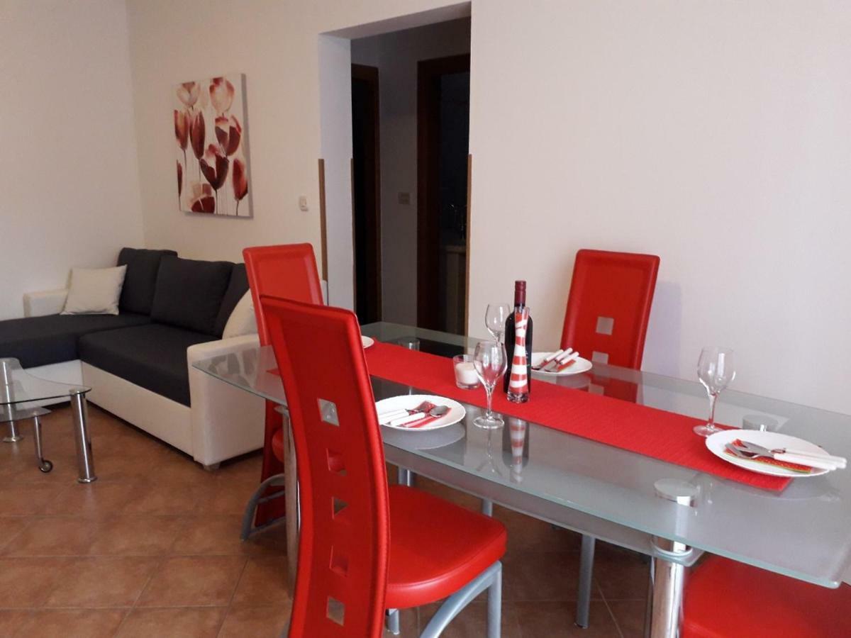 Apartman Lean Pula Exteriör bild